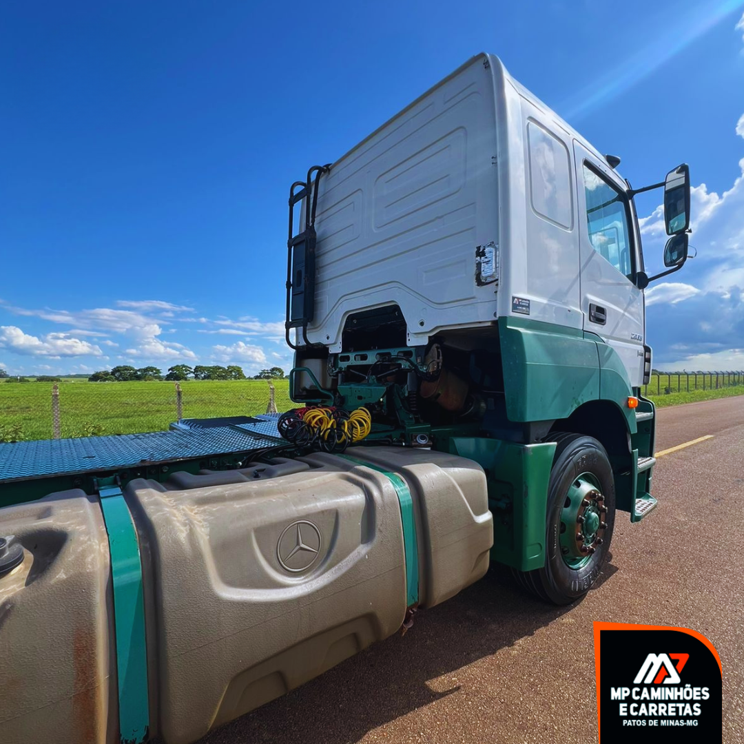 Foto 4 - MERCEDES BENZ AXOR 2035 S 