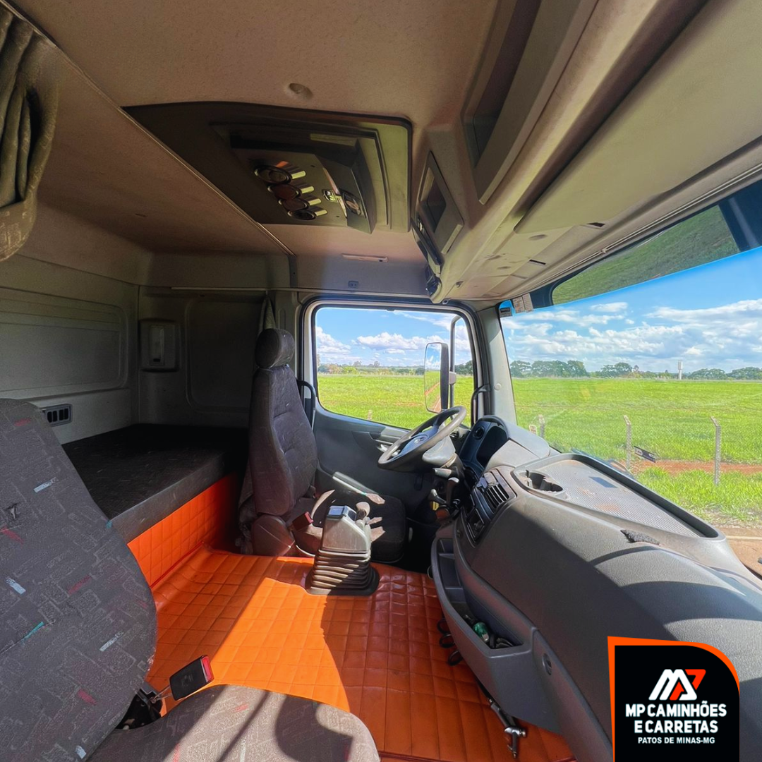 Foto 5 - MERCEDES BENZ AXOR 2035 S 