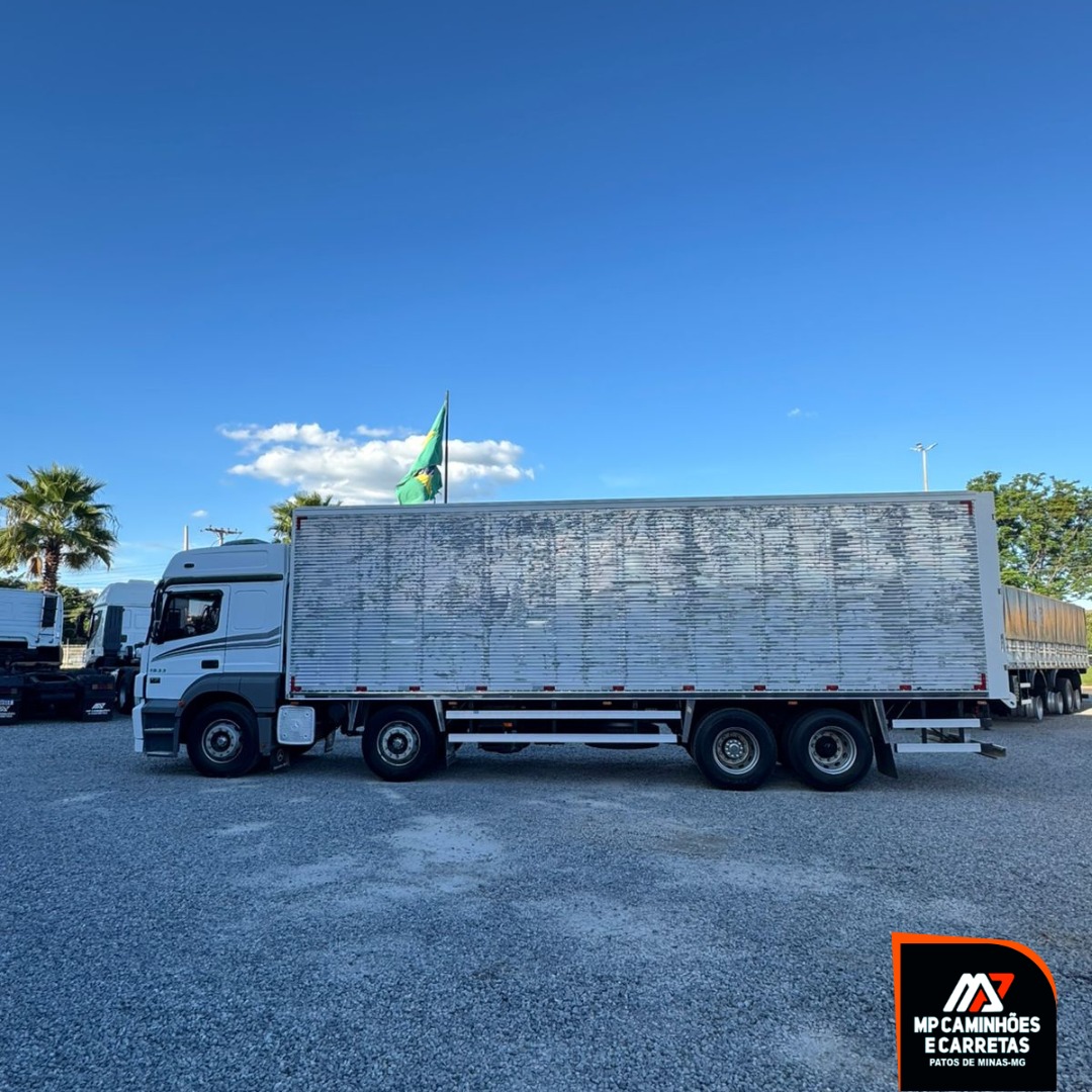 Foto 6 - MERCEDES BENZ 1.933 MASTER 